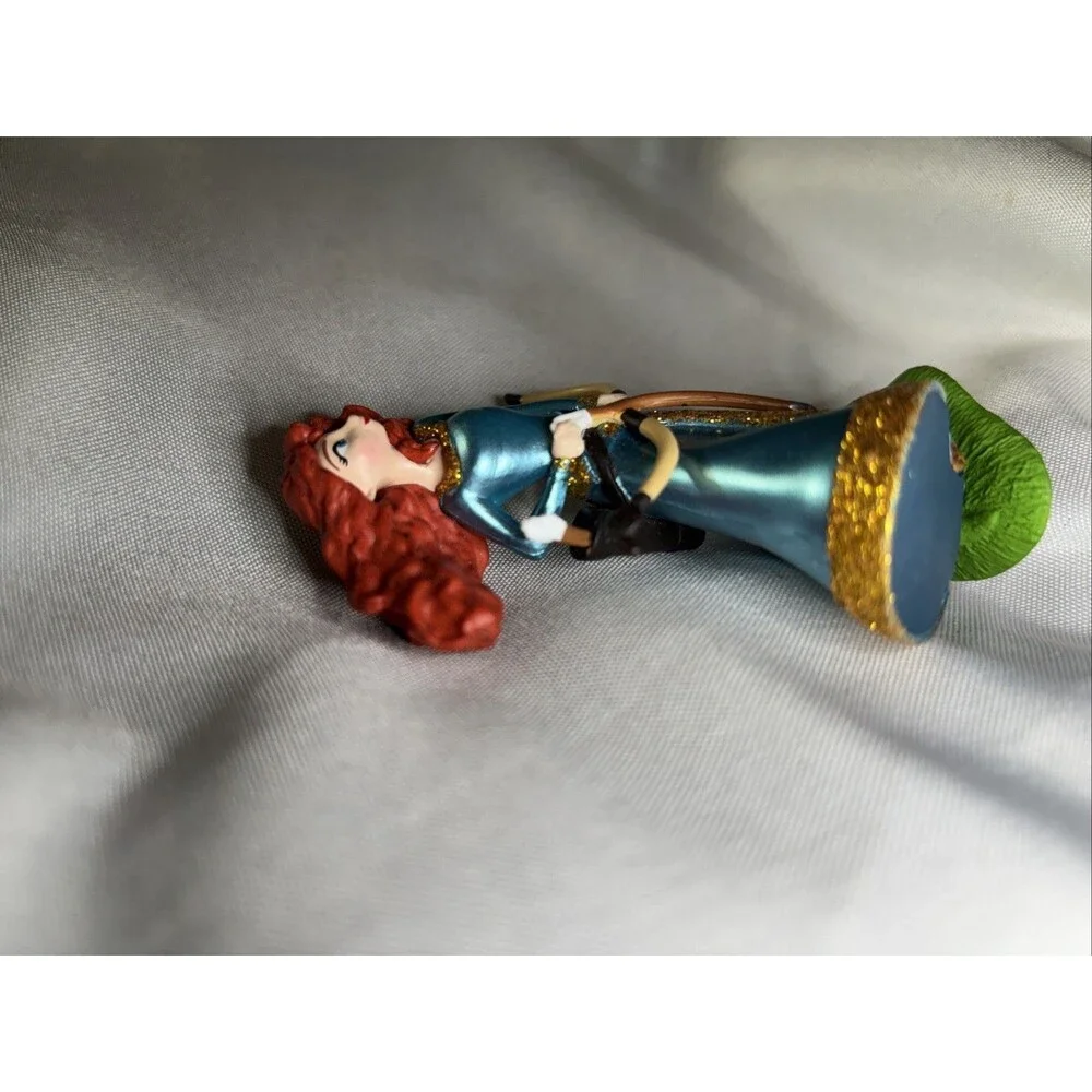 Disney Brave Merida Princess Bow & Arrow Figure Toy Figurine Cake Topper 3 1/2”